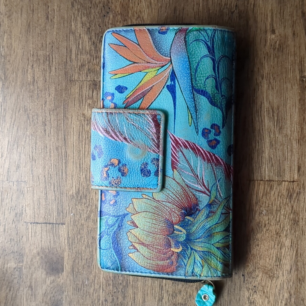 Anushka Blue Flower Bifold wallet